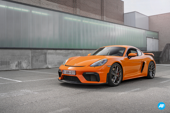 Porsche 718 Cayman GT4 PDK 2022