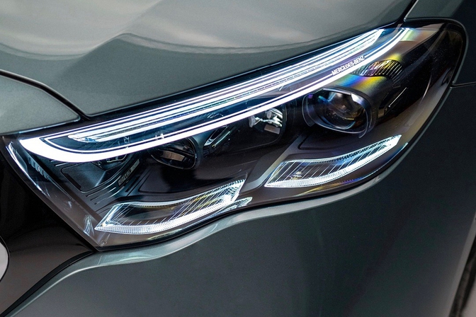 Mercedes Classe E teaser 2023