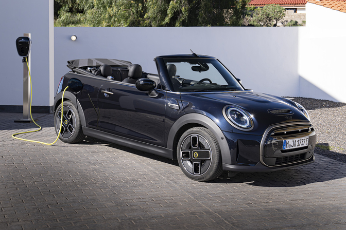 Mini Cooper SE Cabrio