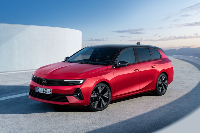 Opel Astra Sports Tourer Electric 2023 prix