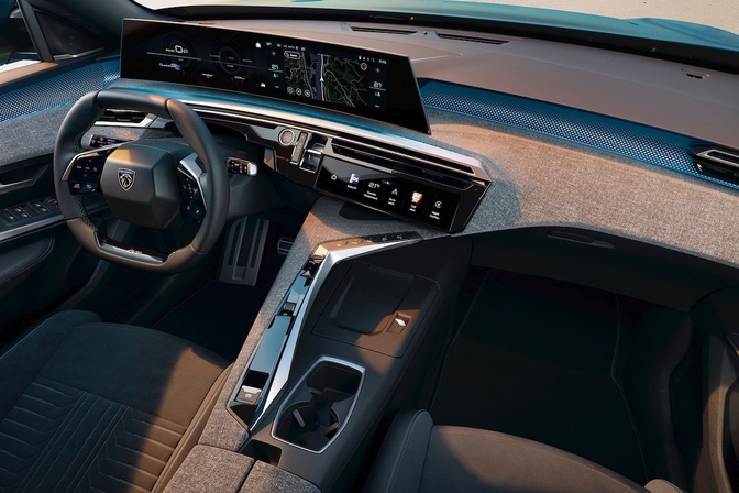 Peugeot E-3008 interieur teaser 2023