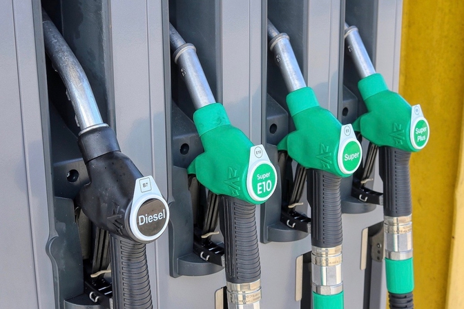 wonder Justitie Genre Waarom zou je Euro 98-benzine (E5) tanken in plaats van Euro 95 (E10)? |  Autofans