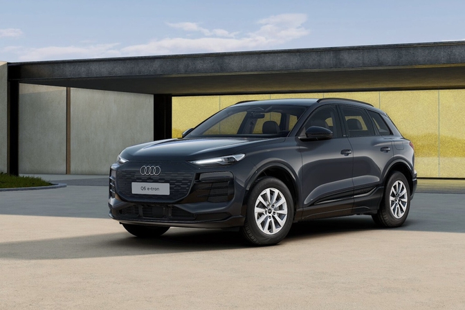 Audi Q6 e-tron version de base 2024