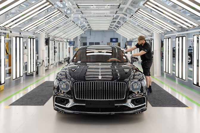 Bentley verkoopcijfers 2023