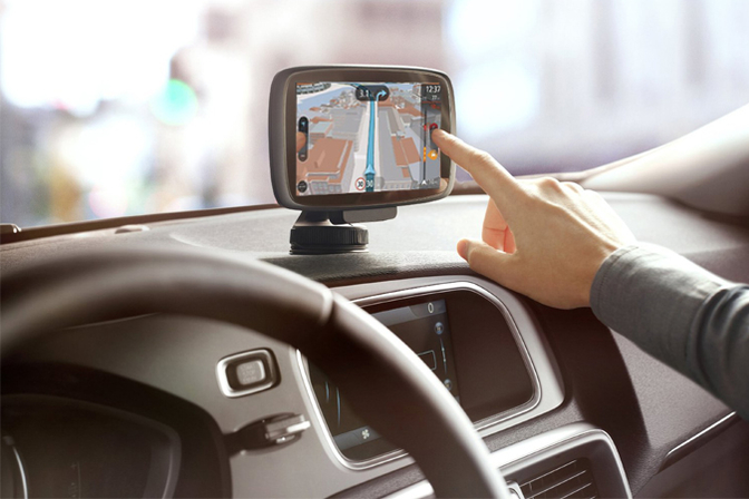 Vraag: Navigatie in auto of op je smartphone? | Autofans