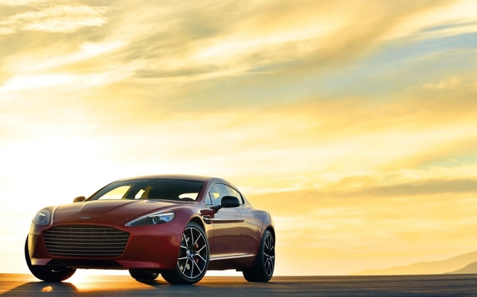 Aston Martin stelt Rapide S officieel voor