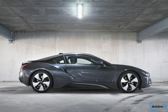  rijtest-bmw-i8-2015