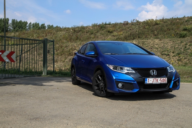 2015_honda_civic_sport_facelift-test_review