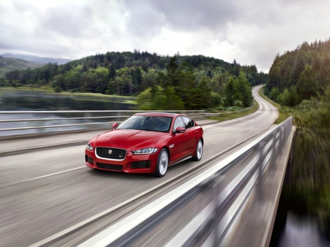 jaguar-xe-s