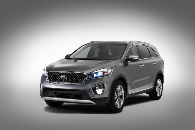 3rd_generation_kia_sorento_europe_spec_front_quarter