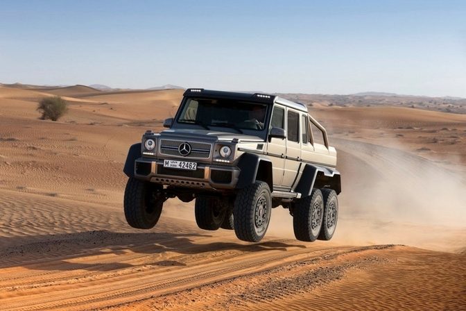 Mercedes G63 Amg 6x6 Kost 476952 Euro Autofans