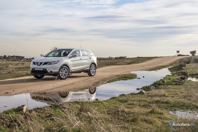 Nissan Qashqai 2014 rij-impressie 1.2 1.6 1.5 DIG-T dCi - voorkant