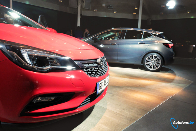 Opel-Astra-2015