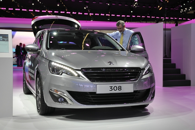 peugeot_308_iaa