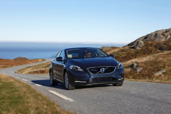 volvo-v40-d4-190hp