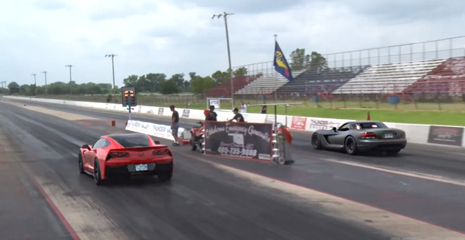 dragrace-viper-vette-sandwich