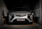 Opel Ampera-24