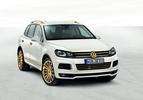 Volkswagen-Touareg-Gold-Edition-Qatar-2011-8