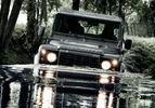 Land Rover Defender 2012 3