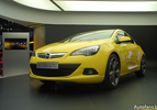 Opel Astra Gtc-3