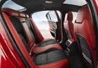 Officieel: Jaguar XE (2014)