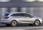 opel-astra-sports-tourer-2015