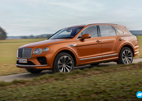 Bentley Bentayga V8 2021 (rijtest)