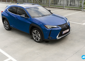 Lexus UX 300e 2021 (rijtest)