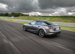 Maserati Ghibli Trofeo (rijtest) 2021