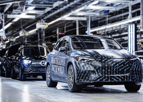 Mercedes-Benz EQS SUV Teaser 2022