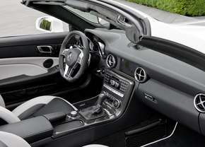 2013-Mercedes-SLK-55-AMG (1)