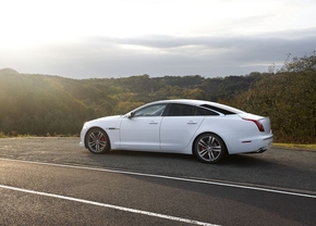 Jaguar XJ Sport Speed Pack 002