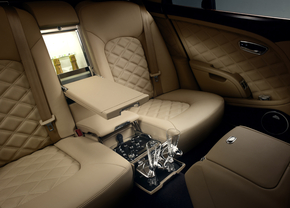 Bentley Mulsanne Mulliner Drive 001