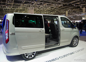 Ford Tourneo Concept Geneve (1)