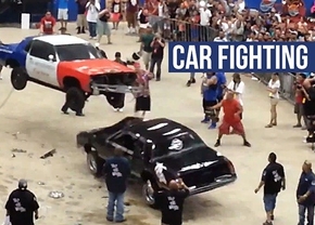 mexican-car-fighting