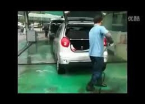 Amazing-Chinese-Kung-Fu-Car-Wash