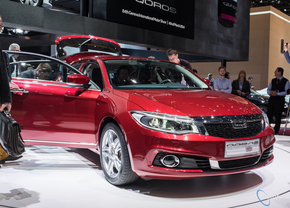 Qoros-3-Hatch-2014-Geneve