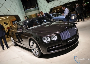 Live in Genève 2014: Bentley Flying Spur V8