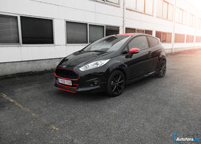 ford-fiesta-black-edition-2015