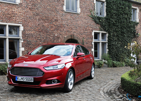 Rijtest-Ford-Mondeo-2014