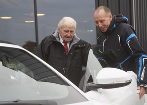 Jaguar in Jabbeke landspeed record