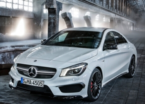 Mercedes-Benz CLA45 AMG