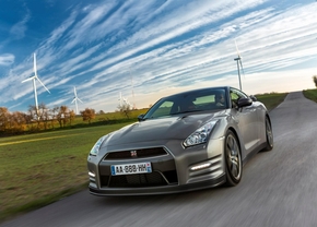 Nissan GT-R 2013