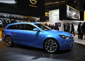  opel-insignia-iaa