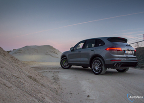 porsche-cayenne-s-e-hybrid-2014