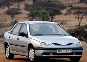 renault_laguna_hatchback