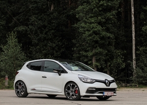 Renault Clio RS 220 Trophy