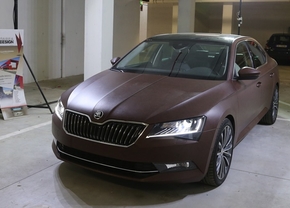 skoda-superb-leder