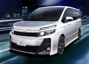  toyota-noah-gs-voxy-gss-concept