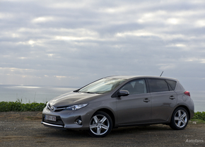 Toyota Auris 2013